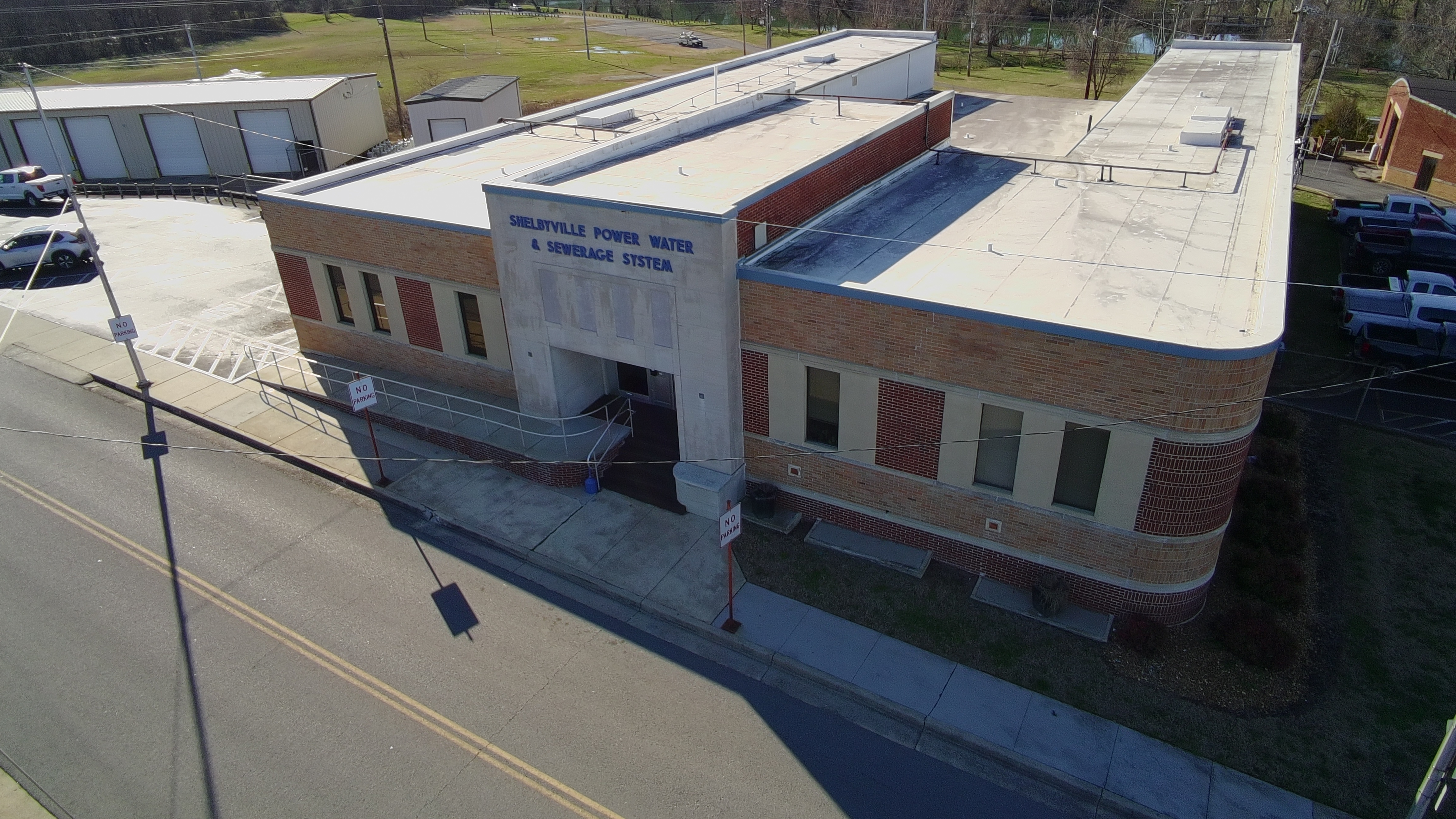 A photo of the Shelbyville Power System building